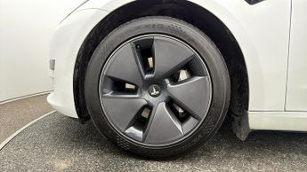 Tesla Model 3 MODEL 3