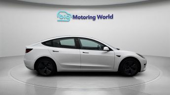 Tesla Model 3 MODEL 3