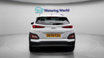 Hyundai KONA PREMIUM SE