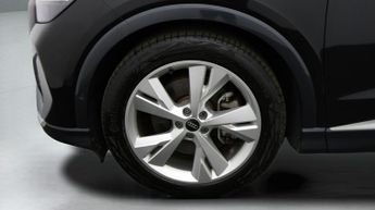 Audi Q4 e-tron S LINE