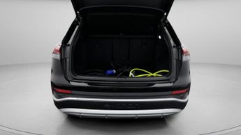 Audi Q4 e-tron S LINE