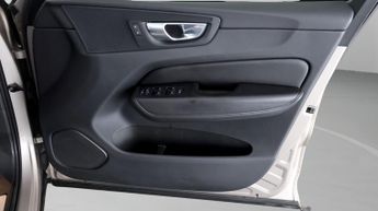 Volvo XC60 B5 CORE AWD
