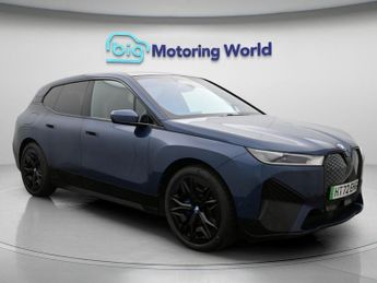 BMW iX XDRIVE40 M SPORT