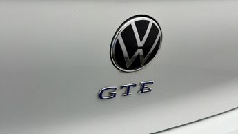 Volkswagen Golf GTE DSG