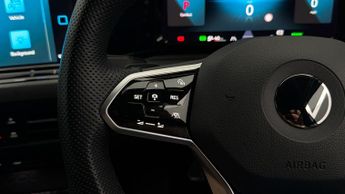 Volkswagen Golf GTE DSG