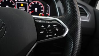 Volkswagen Tiguan R-LINE TSI DSG