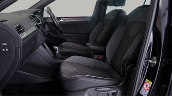 Volkswagen Tiguan R-LINE TSI DSG