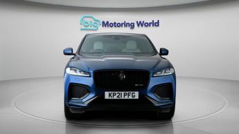 Jaguar F-PACE R-DYNAMIC HSE