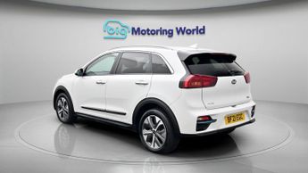 Kia Niro 4 PLUS
