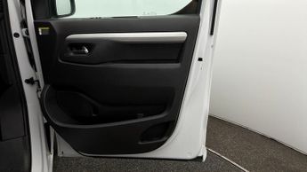 Peugeot e-Traveller BUSINESS VIP