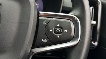 Volvo XC40 RECHARGE PLUS