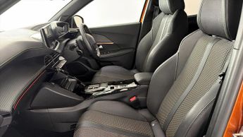 Peugeot E-2008 GT