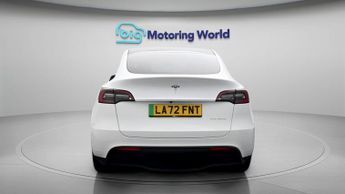 Tesla Model Y BASE