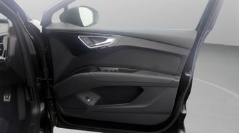 Audi Q4 e-tron S LINE