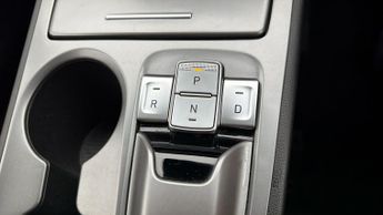 Hyundai KONA PREMIUM