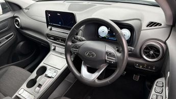 Hyundai KONA PREMIUM