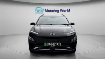 Hyundai KONA PREMIUM