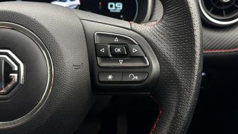 MG MG ZS EXCLUSIVE T-GDI