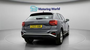 Audi Q2 TFSI S LINE