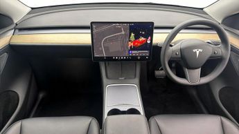 Tesla Model Y BASE