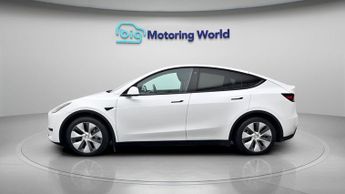 Tesla Model Y BASE