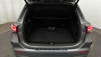 Mercedes-Benz GLA GLA 220 D 4MATIC AMG LINE