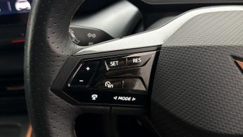 CUPRA Born V2