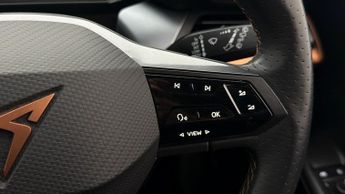 CUPRA Born V2