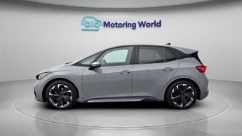 CUPRA Born V2