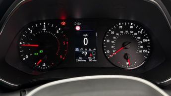Renault Captur ICONIC DCI EDC