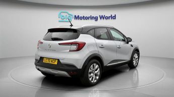 Renault Captur ICONIC DCI EDC