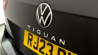 Volkswagen Tiguan R-LINE TSI DSG