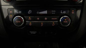 Nissan Qashqai DIG-T ACENTA PREMIUM DCT