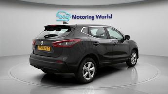 Nissan Qashqai DIG-T ACENTA PREMIUM DCT