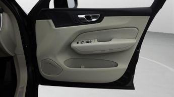 Volvo XC60 RECHARGE T6 PLUS AWD