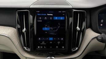 Volvo XC60 RECHARGE T6 PLUS AWD