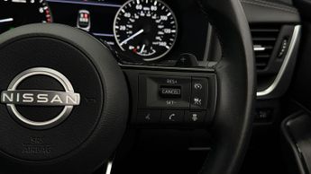 Nissan Qashqai DIG-T ACENTA PREMIUM DCT