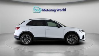 Audi Q3 TFSI QUATTRO S LINE BLACK EDITION