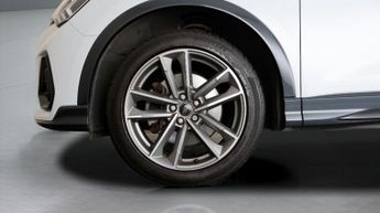 Audi Q3 TFSI QUATTRO S LINE BLACK EDITION