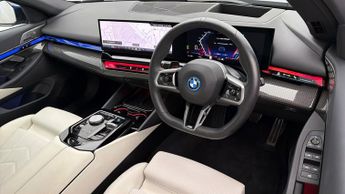 BMW i5 EDRIVE40 M SPORT PRO