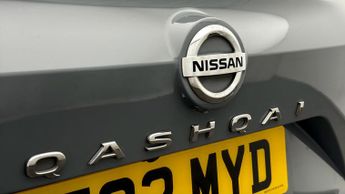 Nissan Qashqai DIG-T N-CONNECTA DCT