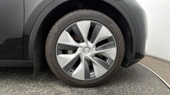 Tesla Model Y BASE
