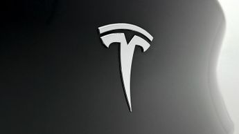 Tesla Model Y BASE