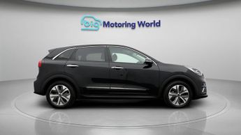 Kia Niro 4 PLUS