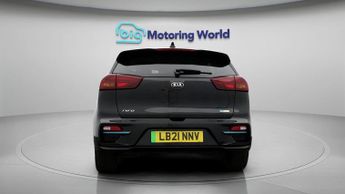 Kia Niro 4 PLUS