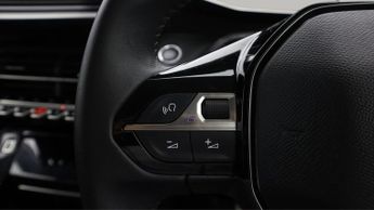 Peugeot E-208 ALLURE PREMIUM PLUS