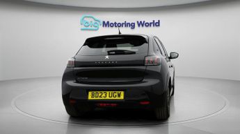 Peugeot E-208 ALLURE PREMIUM PLUS