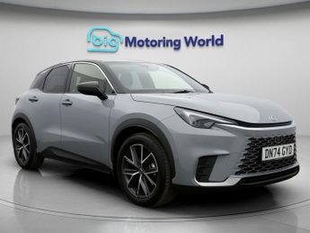 Lexus LBX PREMIUM PLUS
