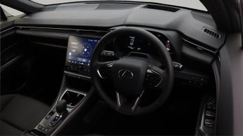 Lexus LBX PREMIUM PLUS