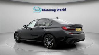 BMW 3 Series 330E M SPORT